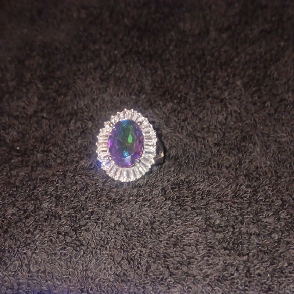 Mystic Multicolor Oval Halo Ring - Women's Fashion Jewelry